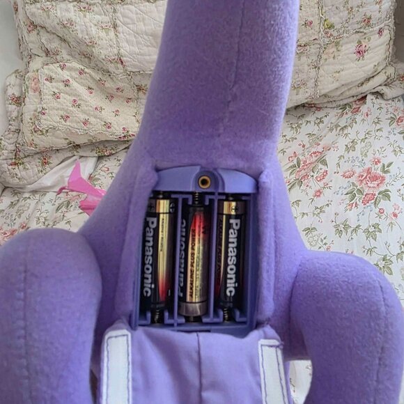 Vintage Y2K Barbie Rapunzel Mattel Penelope Talking Dragon Plush Purple 2001 - Picture 2 of 2